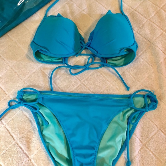 Victoria Secret sky blue bikini 34D S/P bottom - Picture 4 of 7